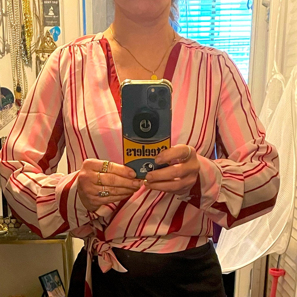 Wrap around blouse size xs